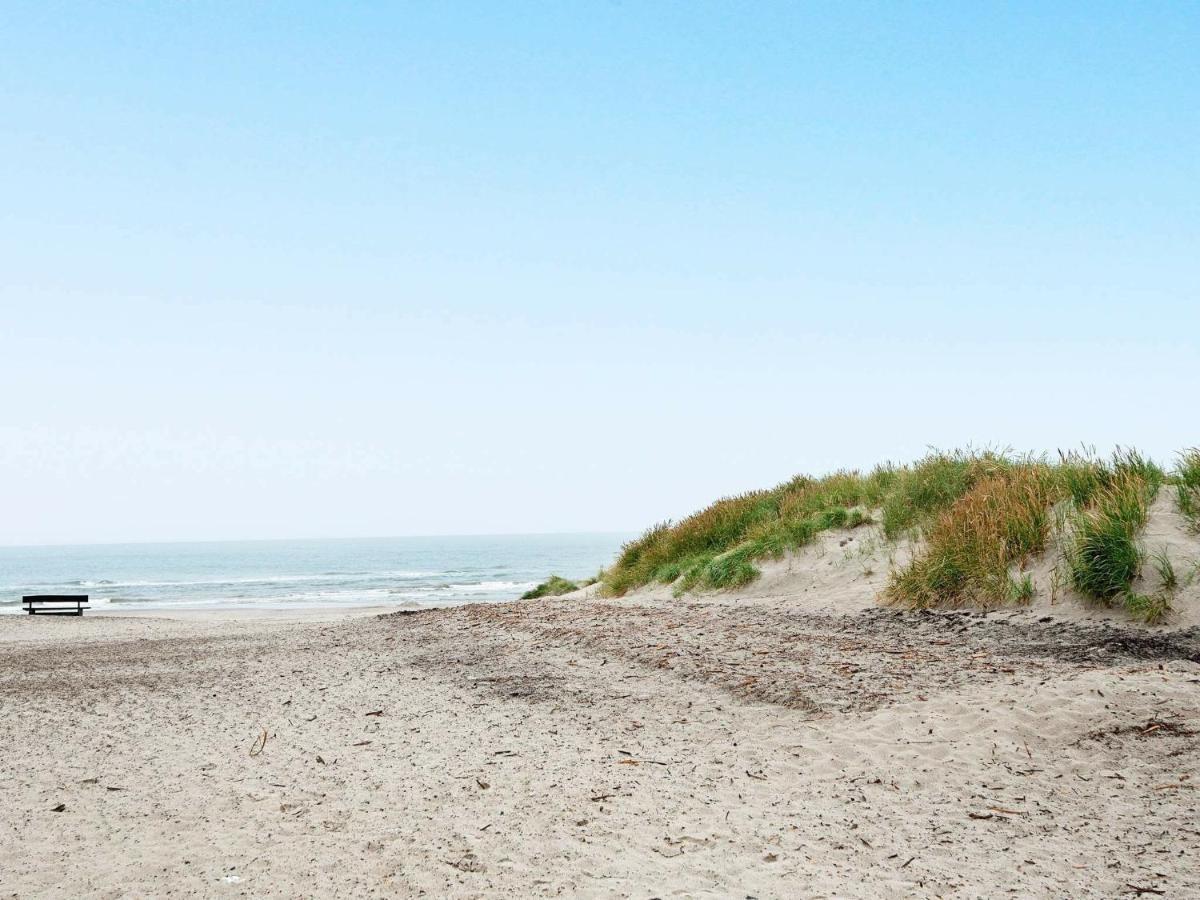 Two-Bedroom Holiday Home In Henne 7 Henne Strand Esterno foto